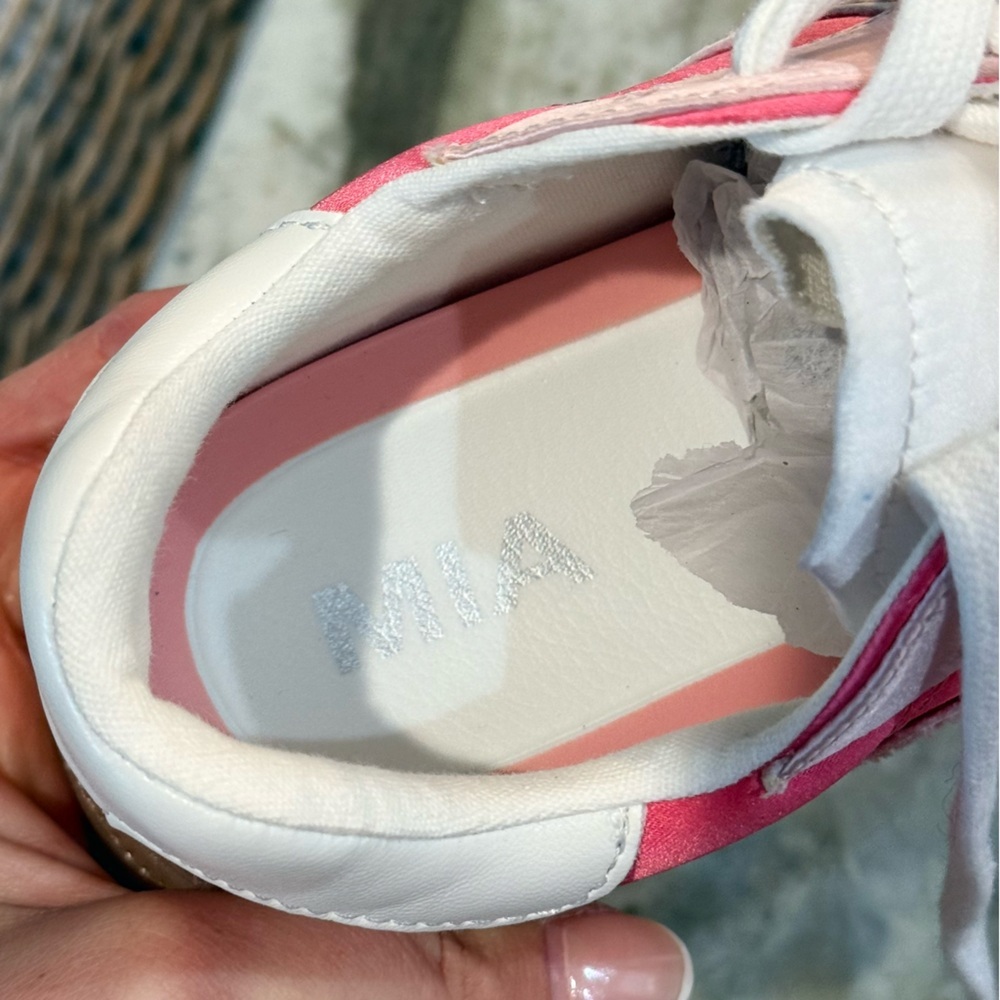 NEW Women’s MIA Vesta pink sneakers- Size 6.5 - Picture 9 of 10